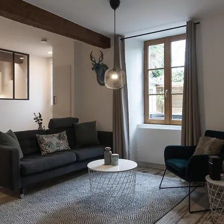 Maison Dans Le Centre Historique Pour 6 Personnes Avec Terrasse Et Parking Villa