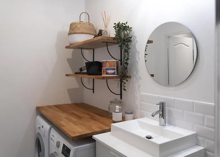 Vila Maison Dans Le Centre Historique Pour 6 Personnes Avec Terrasse Et Parking *