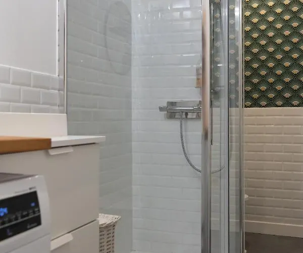 Vila Maison Dans Le Centre Historique Pour 6 Personnes Avec Terrasse Et Parking